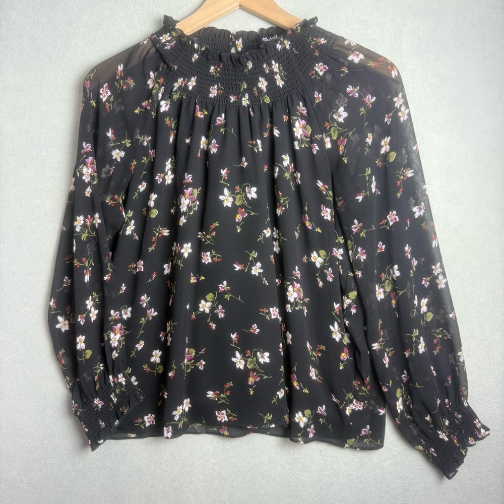 Madewell Women’s Smocked Mockneck Top in Backyard Blooms size M